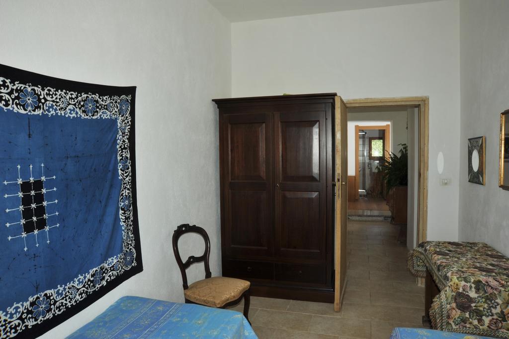 Campi Elisi B&B Σάσαρι Δωμάτιο φωτογραφία